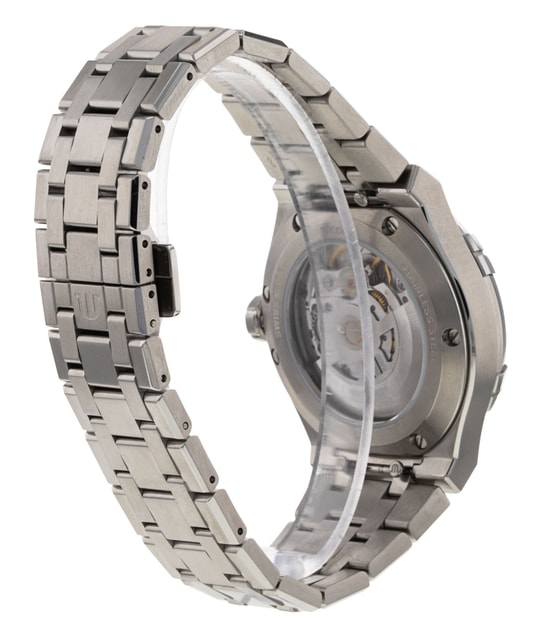 Maurice Lacroix Aikon AI6007-SS002-630-1 Image 3